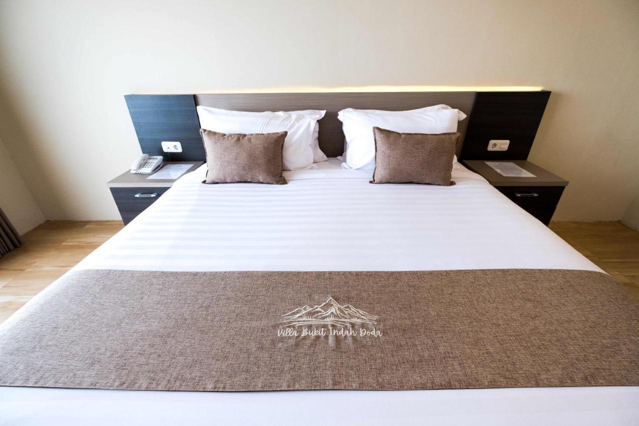 Bukit Indah Doda Hotel & Resorts Palu Esterno foto